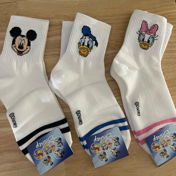 Disney Accessories - NWT Disney Mickey & Friends Women’s Crew Socks